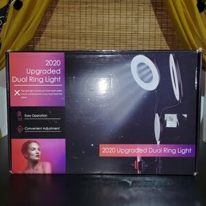 Dual ring light for bloggers and makeup